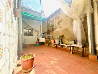 Haus in Lloreda. Casa en venta en badalona