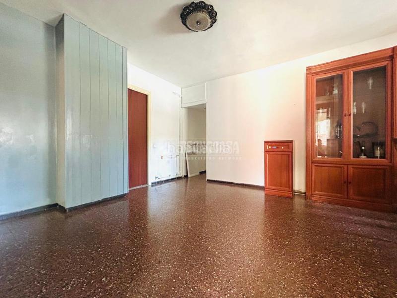 Foto 50b7cb00-5949-422c-8990-f1bb8023ae37. Piso  en venta en Lloreda Badalona
