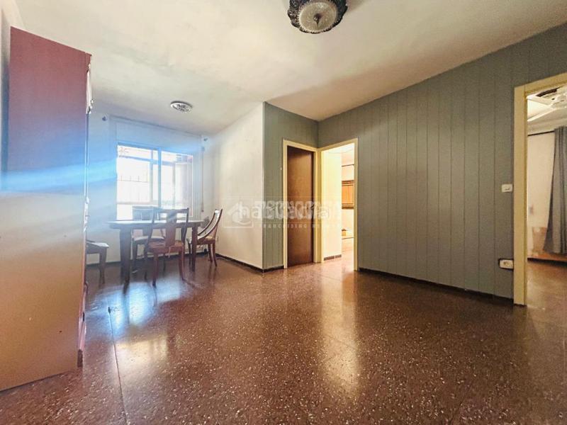 Foto f492fd38-0d4f-463b-b050-71562d662812. Piso  en venta en Lloreda Badalona
