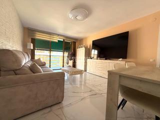 Pis a Lloreda. Piso en venta en badalona