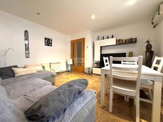 Appartement à Morera. Piso en venta en badalona