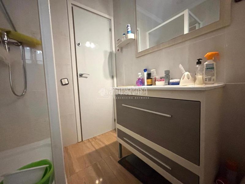 Foto a93542ca-94b8-4d10-ae9b-db9245f893c1. Piso  en venta en Sant Crist Badalona