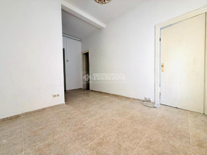 Foto a287d5ac-4778-4f9f-ac7e-92a01b25af34. Piso  en venta en Sant Crist Badalona