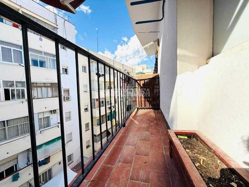Foto cab71a19-9c01-4bed-8f17-97dc1d489c83. Piso  en venta en Sant Crist Badalona