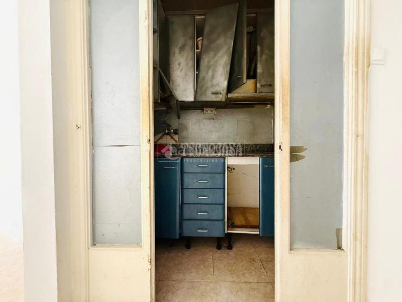Foto e46a35c3-7ff2-4ba2-b3ff-951dc6a10cfc. Piso  en venta en Sant Crist Badalona