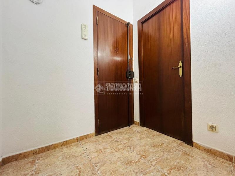 Foto dc673a20-a129-4501-a758-683e3fd4c6bb. Piso  en venta en Sant Crist Badalona