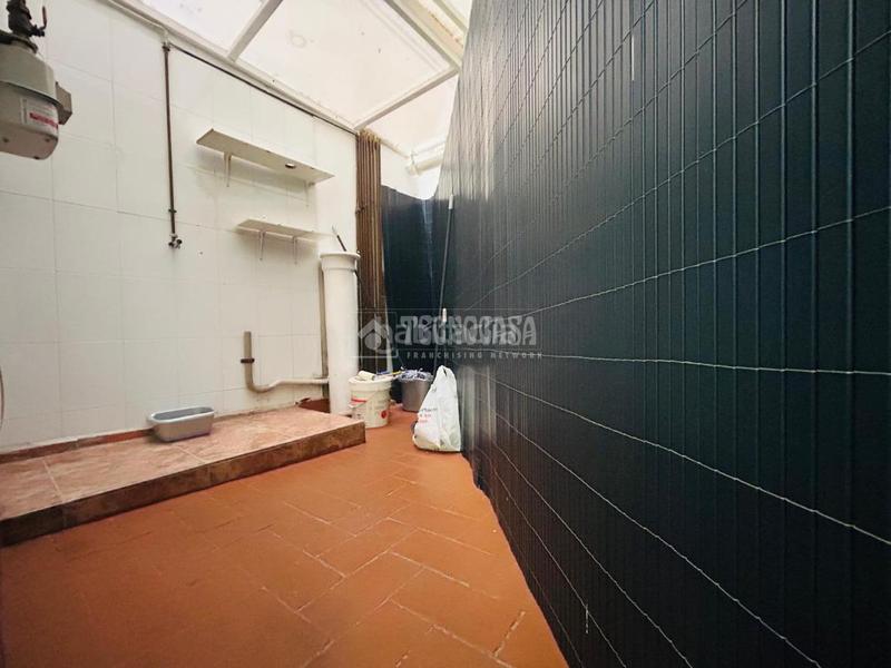 Foto e4646b98-7851-4023-8f65-1a8b93dc6c97. Piso  en venta en Sant Crist Badalona