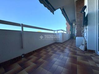 Pis a Lloreda. Piso en venta en badalona