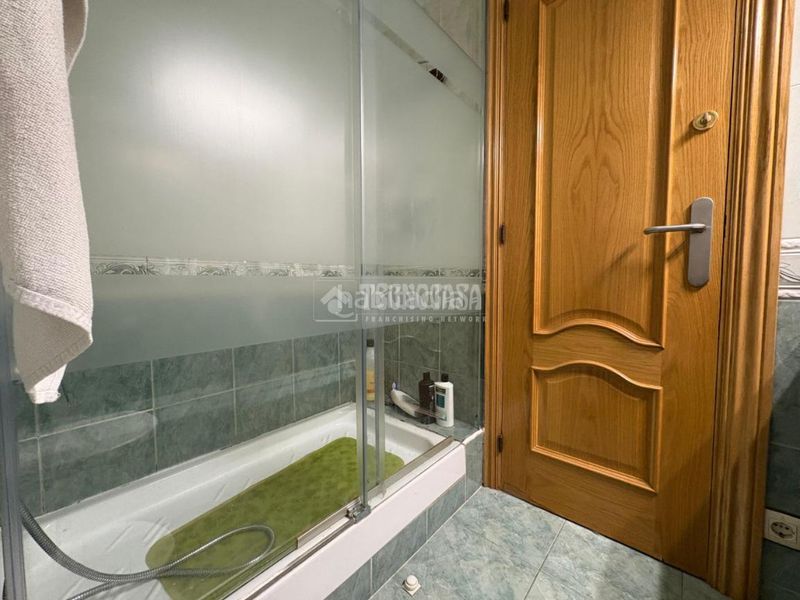 Foto 54205aea-d575-493f-816b-86ad655d7ca9. Pis a Lloreda Badalona