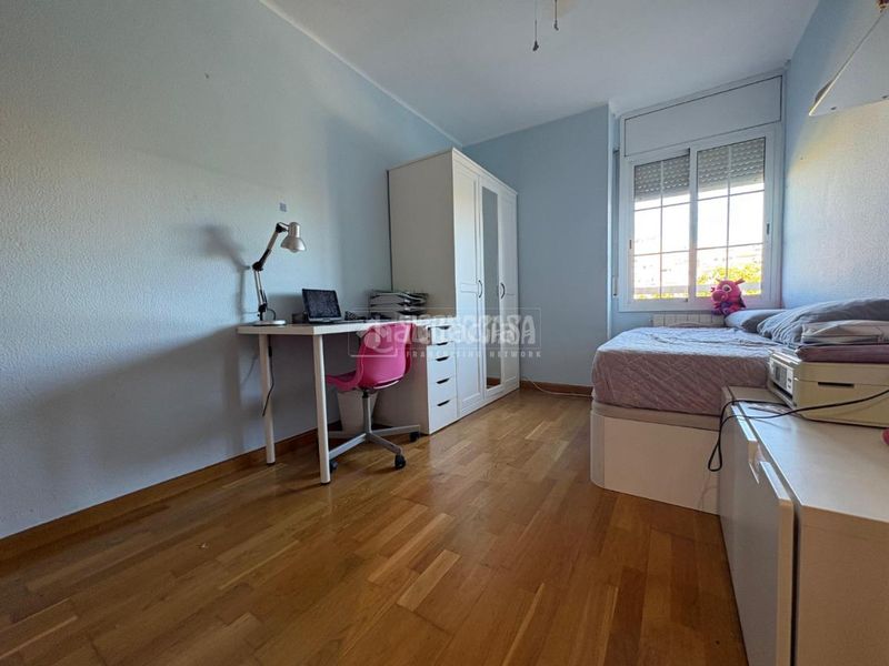 Foto d3eb3b47-b2a4-4fa5-b952-c9c272909976. Pis a Lloreda Badalona