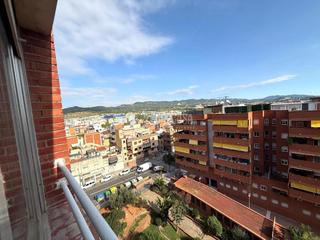 Appartement à Lloreda. Piso en venta en badalona