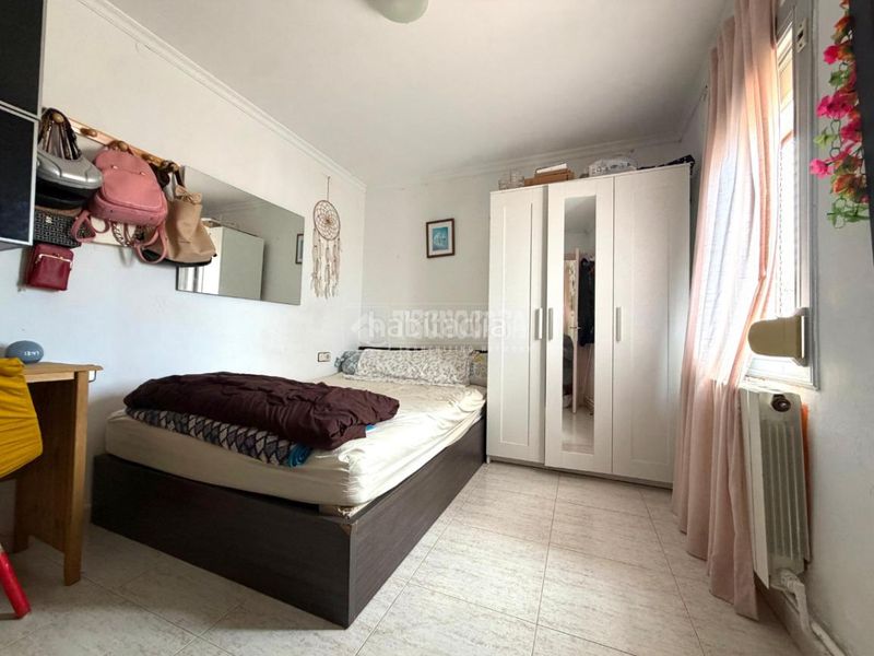 Foto 59672a76-5f70-4be4-83b5-ad5548435890. Piso  en venta en Sant Crist Badalona