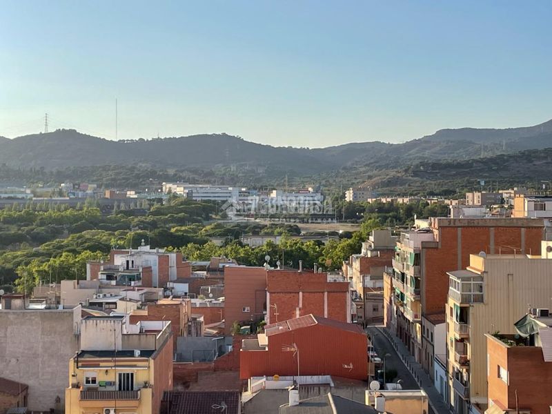 Foto 5ab885e8-0b49-4550-9a49-108cc2cadedf. Piso  en venta en Sant Crist Badalona