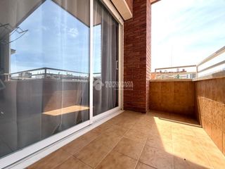 Etagenwohnung in Progrés - Pep Ventura. Piso en venta en badalona