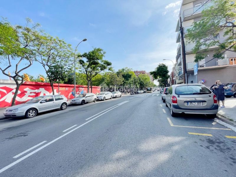 Foto f6b0eecc-319d-4224-a7a1-802c1440e9a2. Pis a Lloreda Badalona