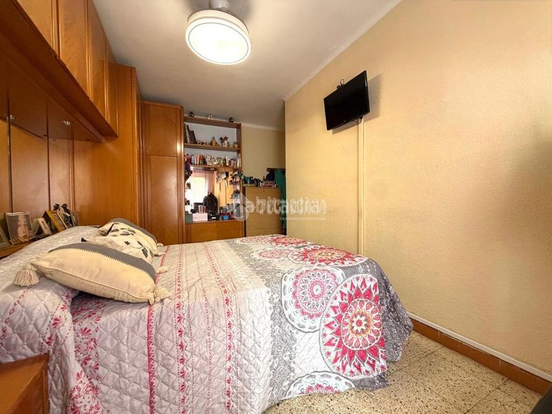 Foto c9a09240-116d-43c7-b9ae-0aad3da7327d. Flat in Lloreda Badalona
