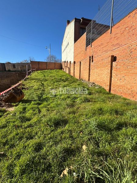 Foto 6c4d232d-c162-426a-ba3d-1bf7ed399817. Terreny residencial a Ensanche Alcobendas