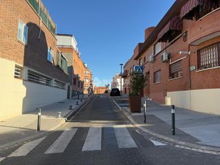 Local Comercial a Ensanche. Local comercial en venta en alcobendas
