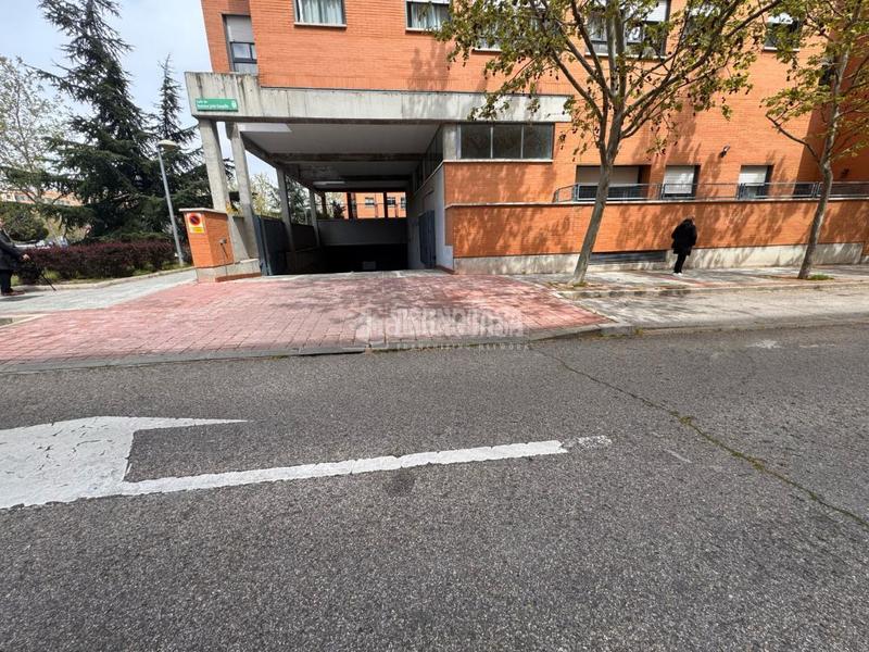 Foto 98c053fc-5f98-44ec-a1c7-a21e7fdd6fc3. Location parking voiture dans Norte Alcobendas