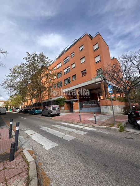 Foto b2198e05-dbcd-404c-9622-827ab461a2f4. Alquiler parking coche boxplaza de garaje en alquiler en Alcobendas