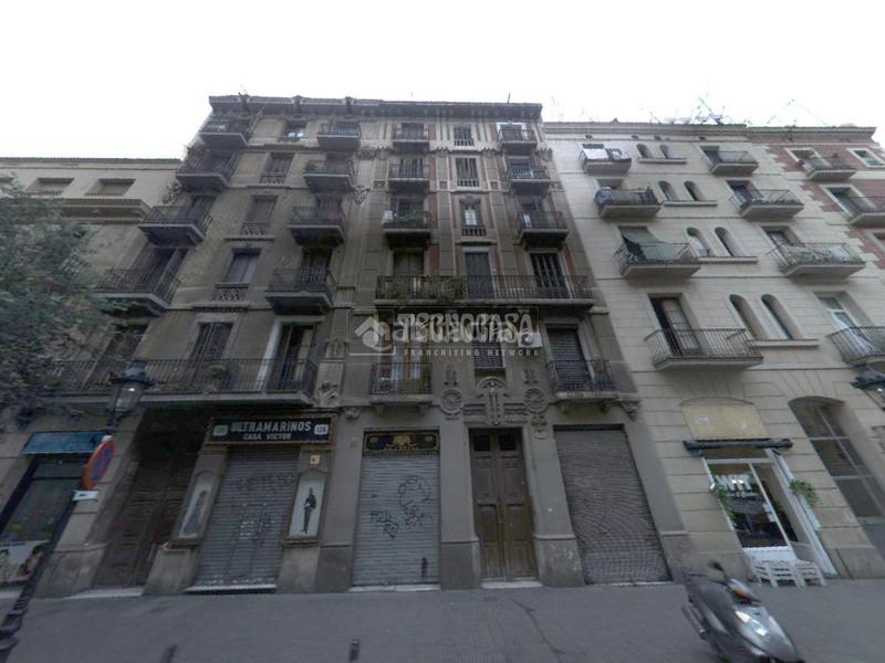 Foto 370c24ae-5adc-4ba0-ae1f-e0d5960fcfeb. Local commercial dans Raval Barcelona