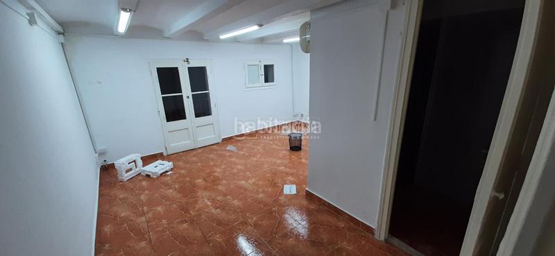 Foto 7e36a36e-b96c-4aa7-b64a-367a78bb39b6. Local commercial dans Raval Barcelona