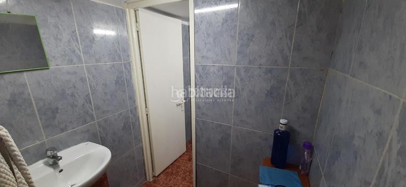 Foto a84a25e7-9ccc-4d82-bbe9-98c73da0604a. Local commercial dans Raval Barcelona