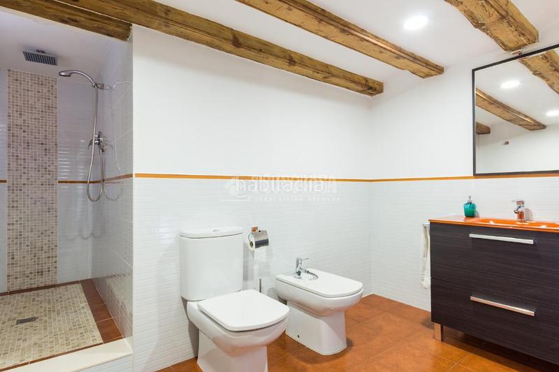Foto d87c1817-fa36-44e8-86bf-8f564e3937e7. Piso  en venta en Raval Barcelona