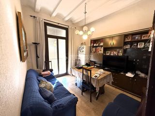 Flat in Raval. Piso en venta en barcelona