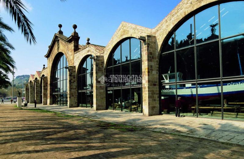 Foto 6d71143f-dcec-476b-ac26-139b14b586eb. Local comercial amb calefacció a Raval Barcelona