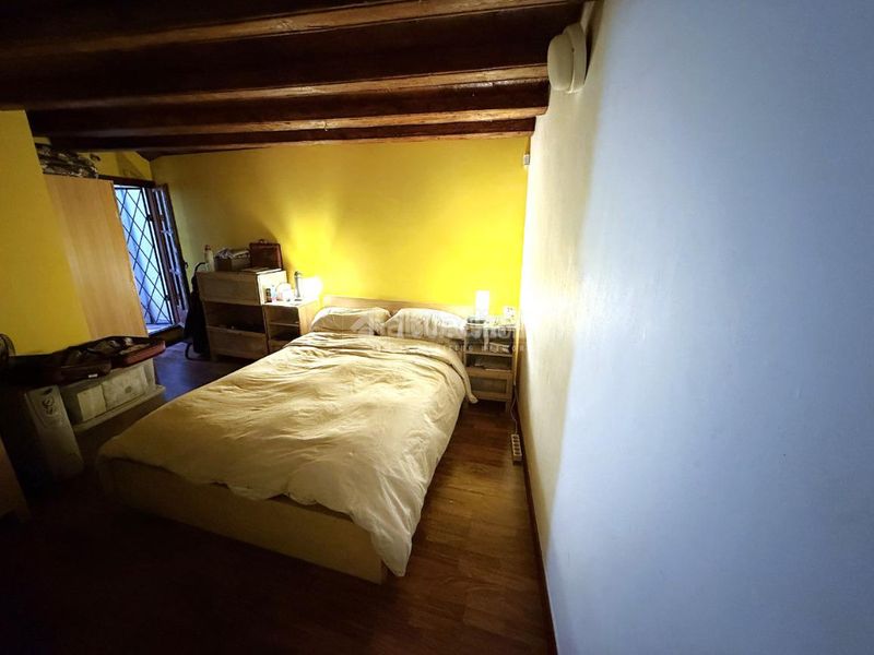 Foto ebb28218-43f2-49bb-8f58-83229b30c558. Pis a Raval Barcelona