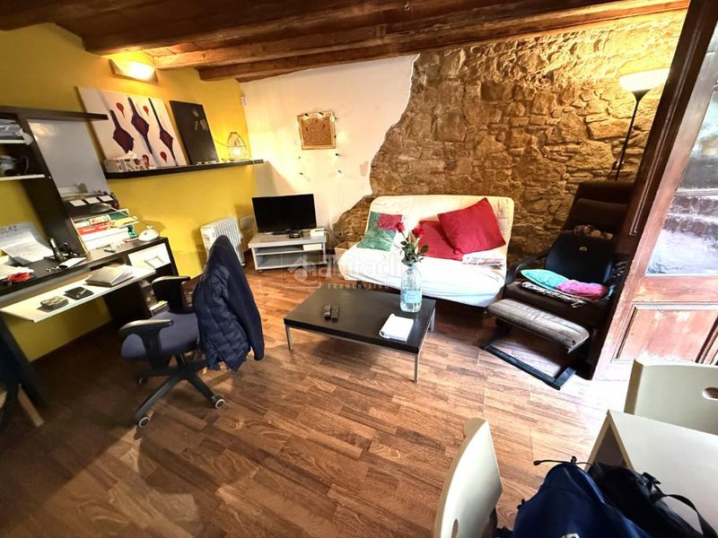 Foto fdc8ca18-92b5-47ed-90f3-4317779e1f3b. Pis a Raval Barcelona