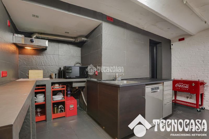 Foto 3586c95c-26d4-4098-9719-700ef0ddb7e2. Pis a Raval Barcelona