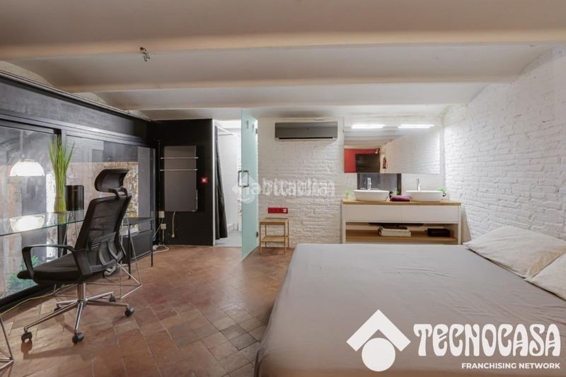 Foto 7d460688-434f-412f-9571-62fdd54780bf. Pis a Raval Barcelona