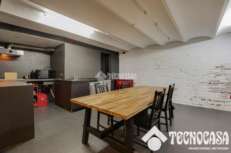 Foto ba91048d-fb5f-4bd6-9ce0-b623f24156bd. Pis a Raval Barcelona