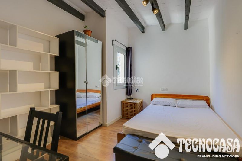 Foto fde83a84-2be2-4014-9f1b-3723afc1b658. Pis a Raval Barcelona