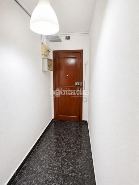 Foto fc08724c-7f98-4d3d-9fd9-a4a44bb51d7e. Pis a Raval Barcelona
