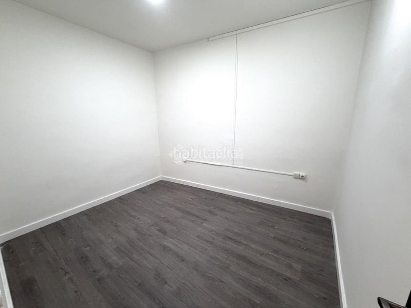 Foto 4e0e45da-4398-4c40-adf8-a4699524cd75. Pis a Raval Barcelona