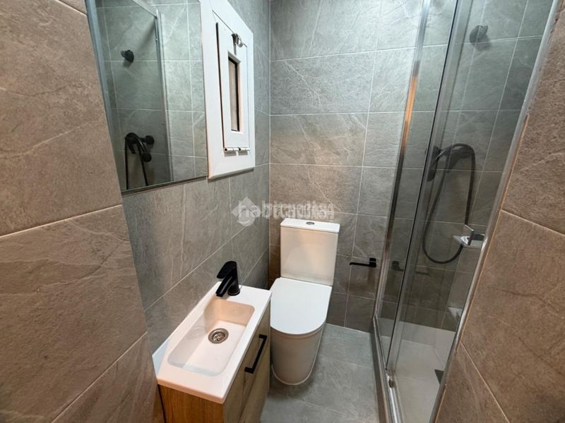 Foto d577c8d7-bef9-473f-9ef3-69af22f7db70. Pis a Raval Barcelona
