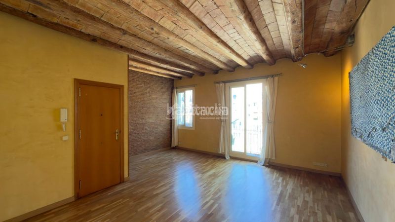 Foto c2bc41ac-eb49-4fd6-ae4f-c515c8536971. Pis a Raval Barcelona