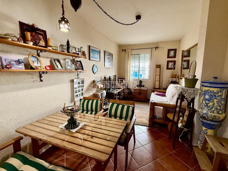 Foto c1722867-aef8-4d1a-b109-fa0348cb711d. Pis a Arroyo de la Miel Benalmádena