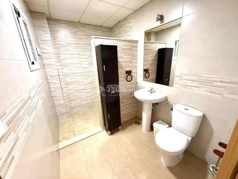 Foto 5e3dd873-5b40-4d97-9f92-af88a32ecf03. Piso  en venta en Arroyo de la Miel en Arroyo de la Miel Benalmádena