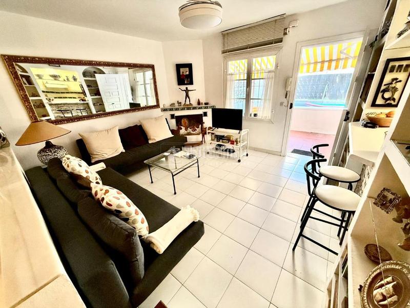 Foto f6c459e2-8a38-4d0c-a09c-f7a5764ff0d4. Casa bifamiliare con piscina in Arroyo de la Miel Benalmádena