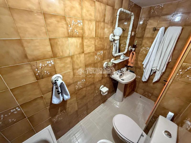 Foto f7b2f0f8-2d0e-4cf2-867f-779aa84883bc. Piso  en venta en Arroyo de la Miel en Arroyo de la Miel Benalmádena