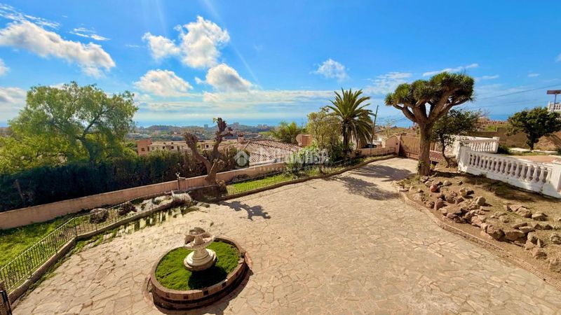 Foto 10da7f43-d08b-4d2a-9336-7ffa8b576d11. Casa amb piscina a Casablanca - La Viñuela Benalmádena