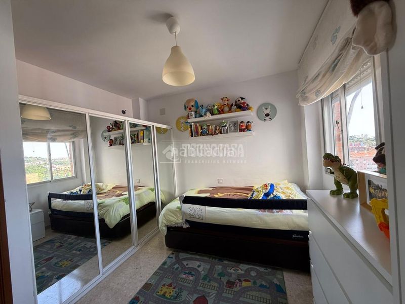 Foto b8c3e106-23a7-492e-b0a6-82cffab82891. Pis amb piscina a Parque de la Paloma Benalmádena