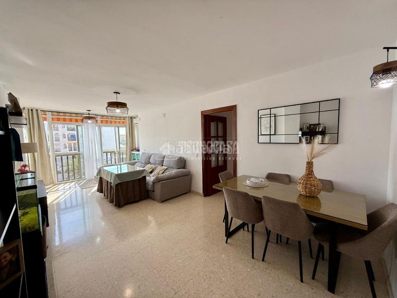 Foto d4cc66d4-449c-42c4-aa5f-2d71907cc7d8. Pis amb piscina a Parque de la Paloma Benalmádena