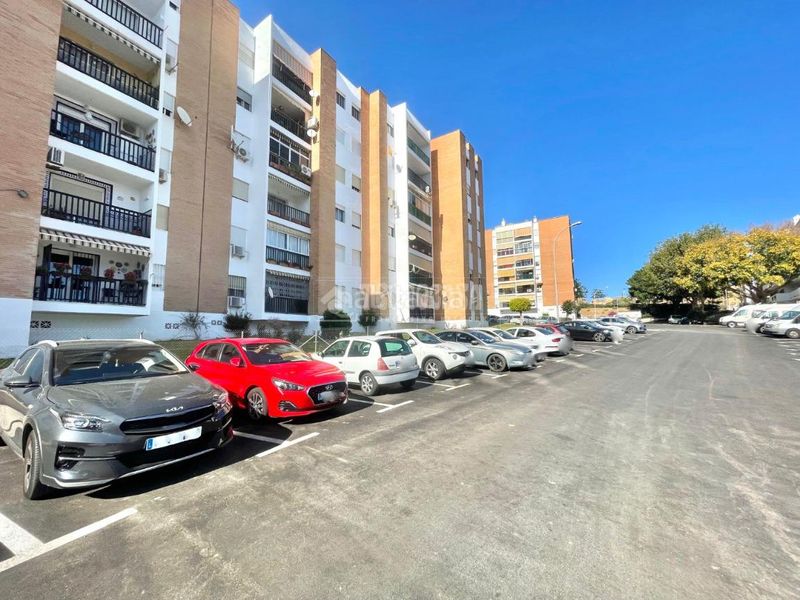 Foto fa431031-60b2-4ea0-bb51-edc2ba3140a3. Pis amb piscina a Parque de la Paloma Benalmádena