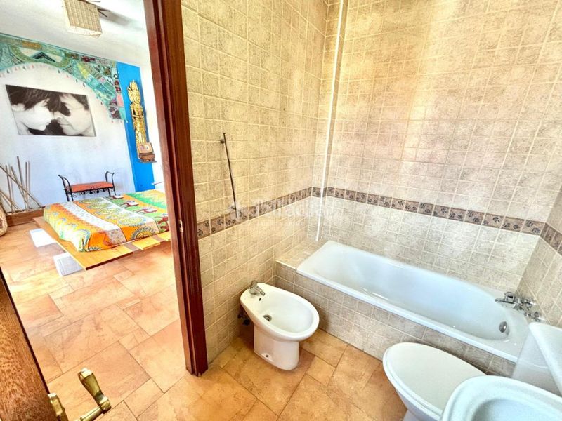 Foto ad135d87-eed2-4f11-9f76-0d4fb1c60a14. Casa aparellada amb calefacció aparcament a Centro Benalmádena