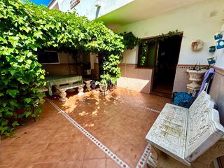Casa bifamiliare  C. hierbamora. Casa en venta en benalmádena